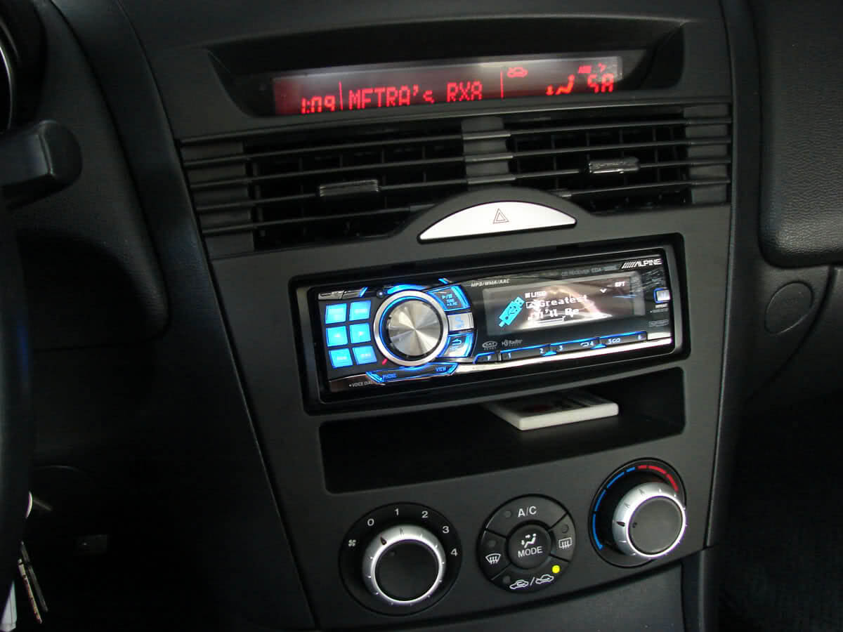 Metra stereo dash kit